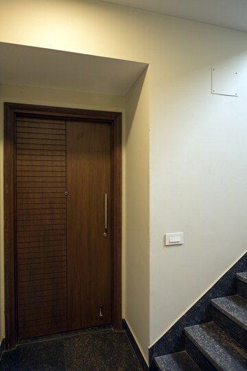 Room in 4 BHK Builder Floor at Greater Kailash I – for Rent