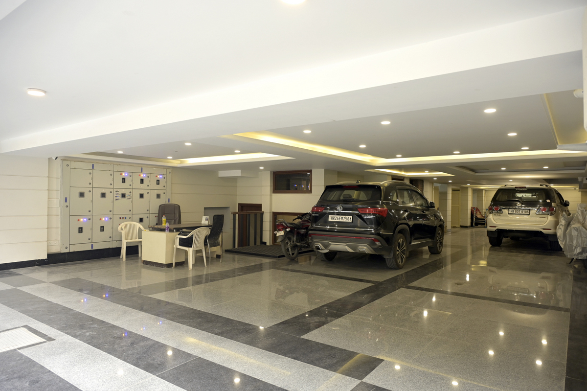 4 BHK + Pooja Room,Servant Room Builder Floor For Rent in Greater Kailash 1 