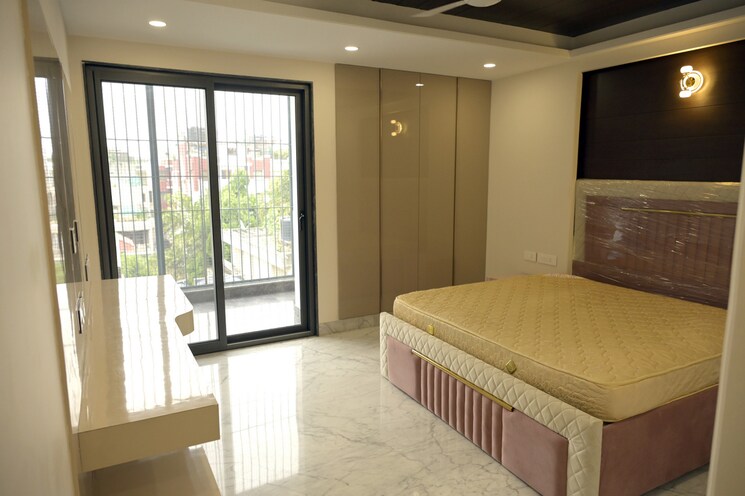 Bedroom, greater kailash i 4 Bedroom 300 Sq.Yd. Builder Floor In Greater Kailash I Delhi 9026538