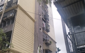1 BHK Apartment For Sale in Malad West