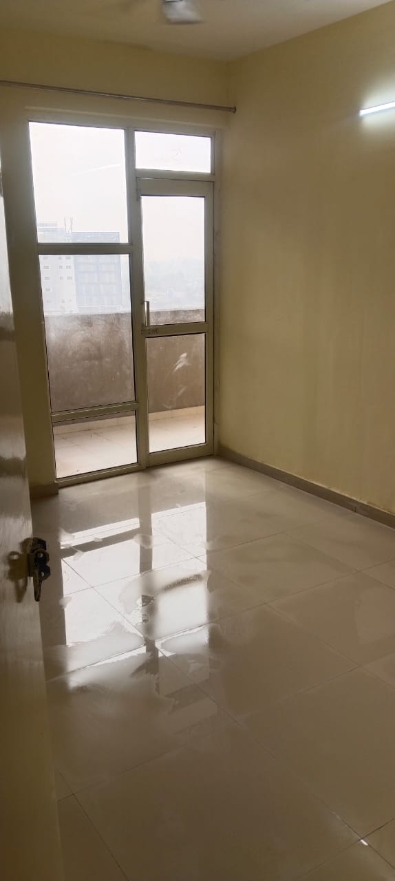 2 BHK Apartment For Rent in Pyramid Urban Homes 2