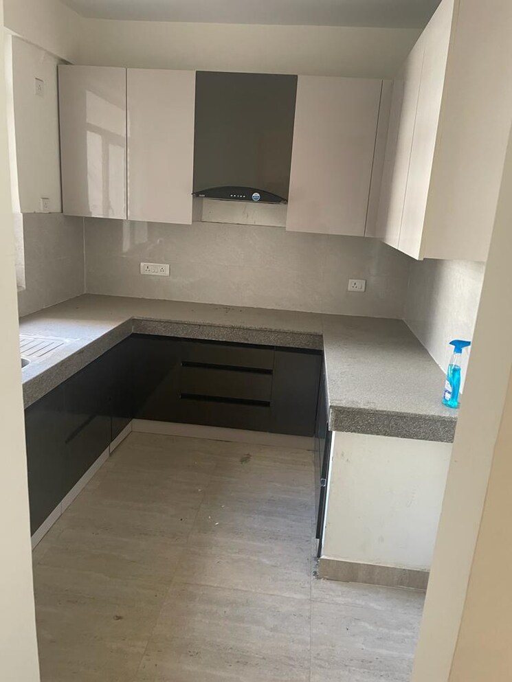 Kitchen, puri-aman-vilas 3 Bedroom 200 Sq.Yd. Builder Floor In Sector 89 Faridabad 9026544