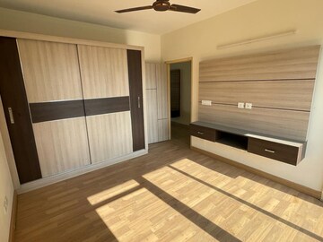 Room in 3 BHK Builder Floor at Puri Aman Vilas, Sector 89 – for Sale