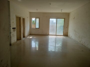 Room in 5 BHK Apartment at BPTP Park Elite Premium, Sector 84 – for Sale