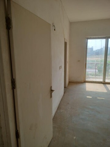 Building Lobby in 5 BHK Apartment at BPTP Park Elite Premium, Sector 84 – for Sale