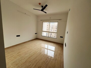 Room in 2 BHK Apartment at VTP Leonara, Mahalunge – for Rent