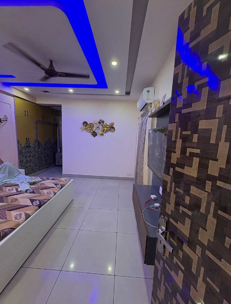 Room, ip extension 3 Bedroom 1600 Sq.Ft. Apartment In Ip Extension Delhi 9026563