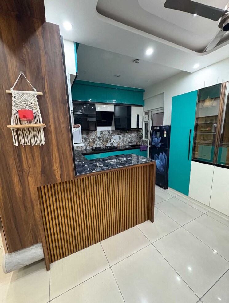 Kitchen, ip extension 3 Bedroom 1600 Sq.Ft. Apartment In Ip Extension Delhi 9026563