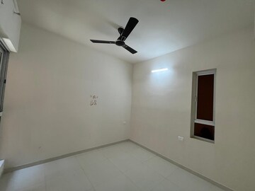 Room in 2 BHK Apartment at Godrej Green Cove, Mahalunge – for Rent