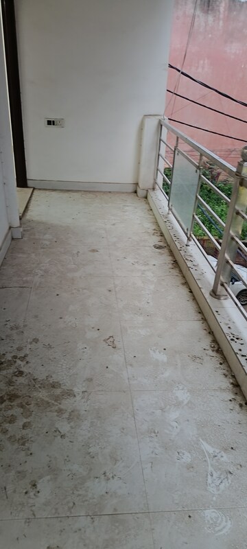 Balcony in 3 BHK Builder Floor at Saket – for Rent