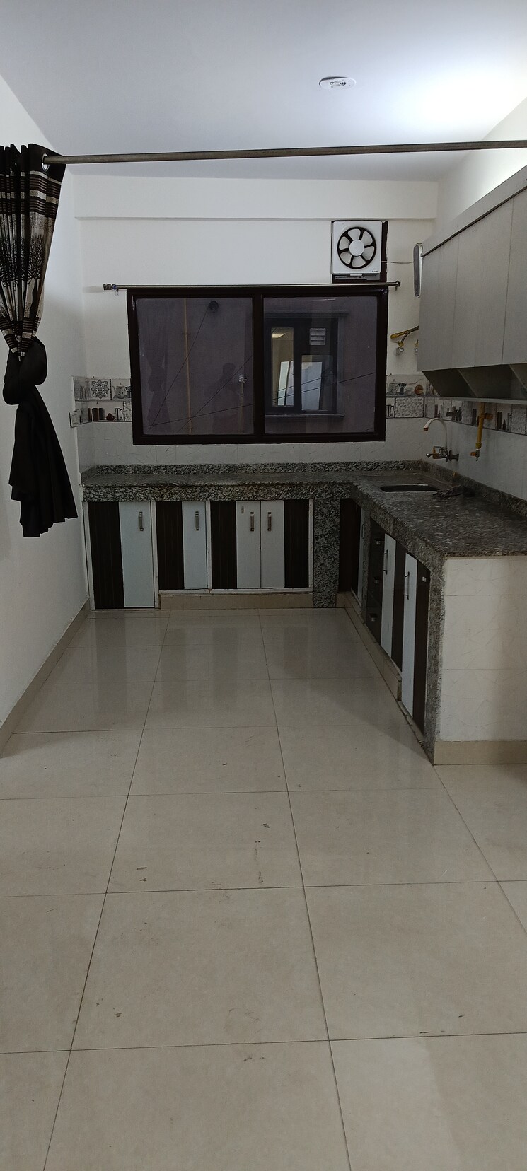 Kitchen, saket 3 Bedroom 1500 Sq.Ft. Builder Floor In Saket Delhi 9026603
