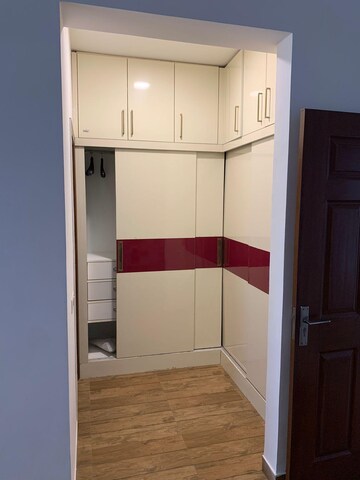 Bathroom in 4 BHK Apartment at Purvanchal Royal City, Chi V Greater Noida – for Rent