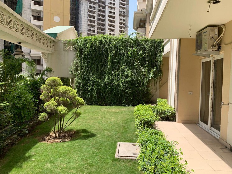 Garden, purvanchal-royal-city 4 Bedroom 3210 Sq.Ft. Apartment In Chi V Greater Noida Greater Noida 9026614