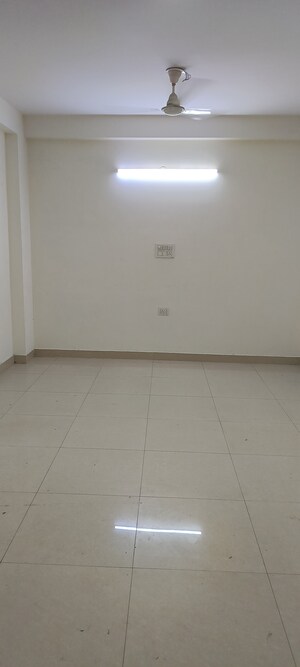 Room in 3 BHK Builder Floor at Saket – for Sale