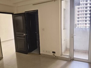 Room in 3 BHK Apartment at Ip Extension – for Sale