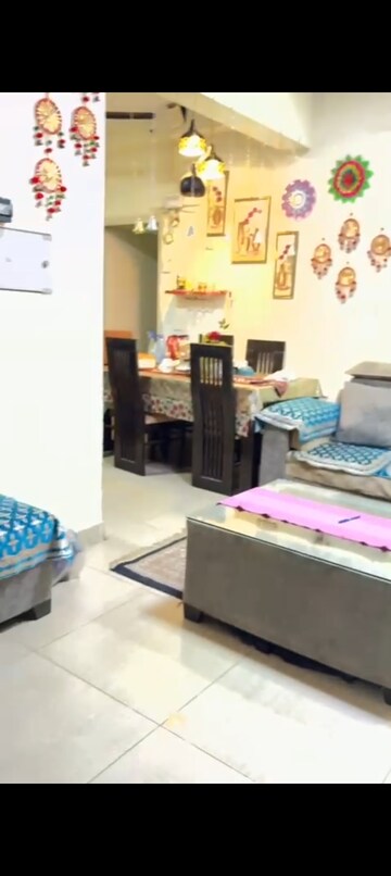 Bedroom in 2 BHK Apartment at Gaur City 6th Avenue, Sector 4 Greater Noida – for Rent