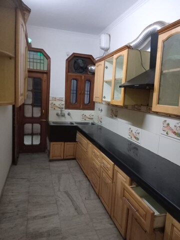 Kitchen in 2 BHK Builder Floor at Sector 69 – for Rent