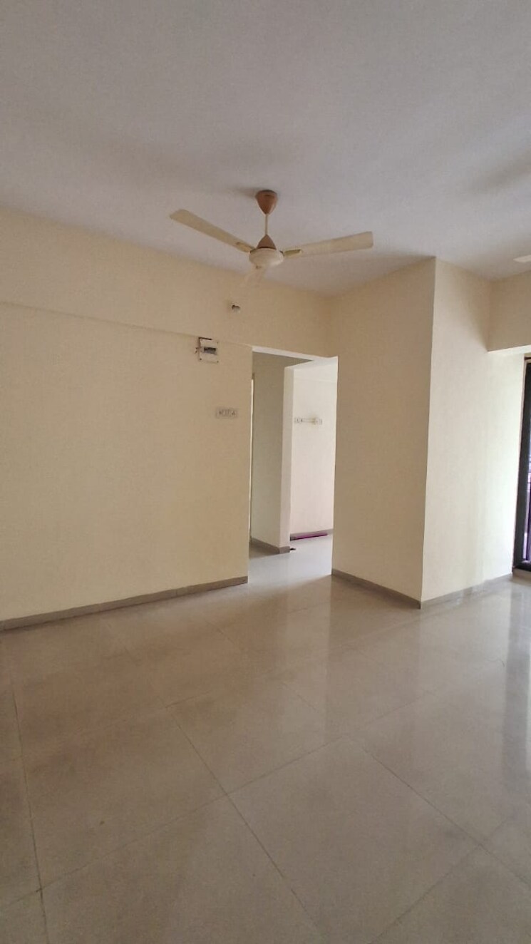 Living Room, yuvraj-bonzer-carnival 2 Bedroom 1100 Sq.Ft. Apartment In Kharghar Navi Mumbai 9026657