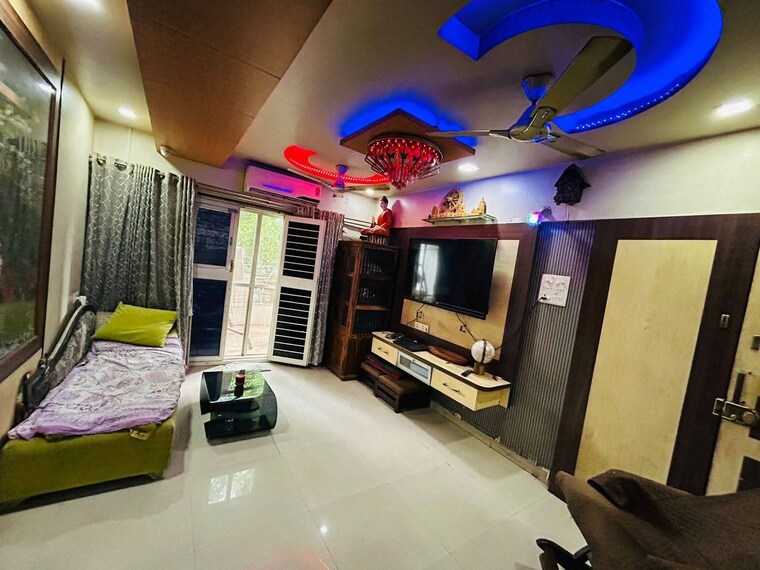 Living Room, ip extension 3 Bedroom 1600 Sq.Ft. Apartment In Ip Extension Delhi 9026674