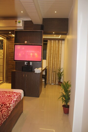 Living Room in 4 BHK Villa at Kopar Khairane – for Rent