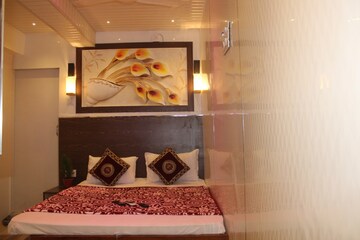 Furnished Amenities in 4 BHK Villa at Kopar Khairane – for Rent
