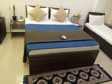 Bedroom in 4 BHK Villa at Kopar Khairane – for Rent