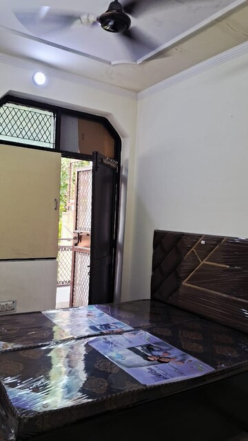 Bedroom in 2 BHK Builder Floor at Subhash Nagar – for Rent