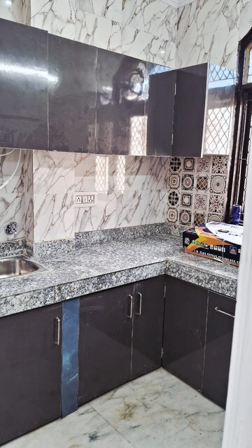Kitchen in 2 BHK Builder Floor at Subhash Nagar – for Rent