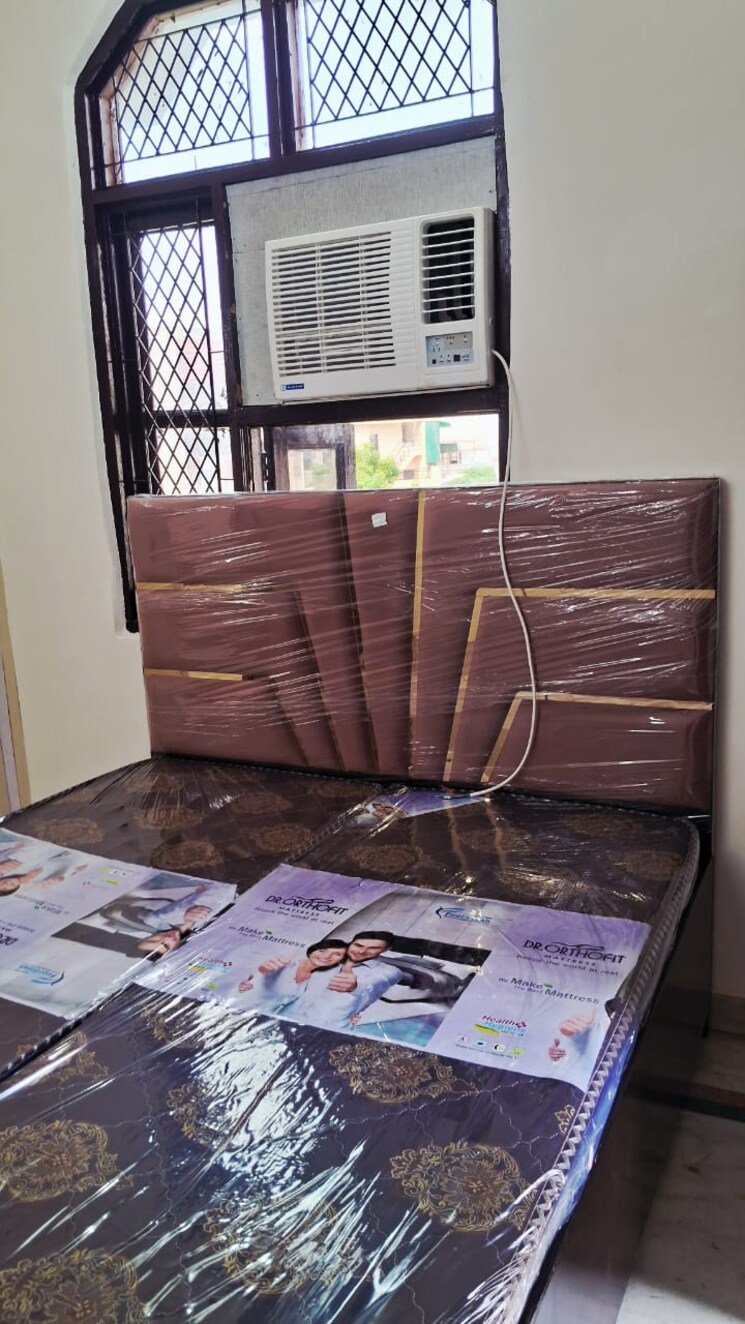 undefined, subhash nagar 2 Bedroom 110 Sq.Yd. Builder Floor In Subhash Nagar Delhi 9026711