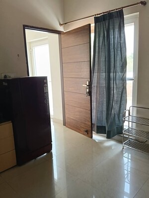 Room in 2 BHK Apartment at Ip Extension – for Sale