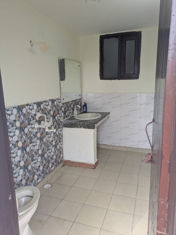 Bathroom in 1 RK Builder Floor at RWA Apartments Sector 45, Sector 45 – for Rent