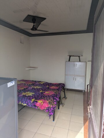 Furnished Amenities in 1 RK Builder Floor at RWA Apartments Sector 45, Sector 45 – for Rent