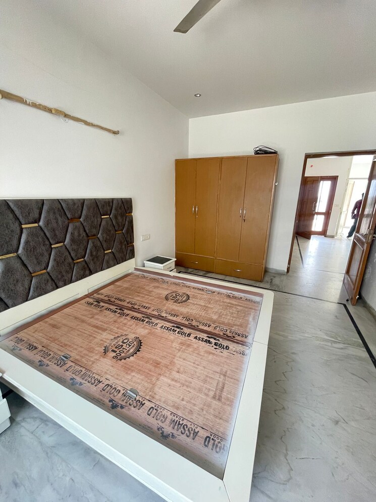 Bedroom, sector 79 3 Bedroom 3500 Sq.Yd. Builder Floor In Sector 79 Mohali 9026735