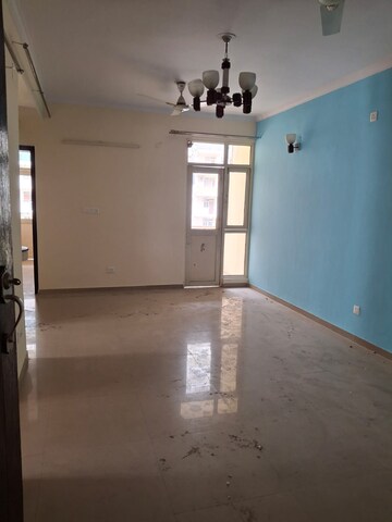Room in 2 BHK Apartment at KW Srishti, Raj Nagar Extension – for Rent