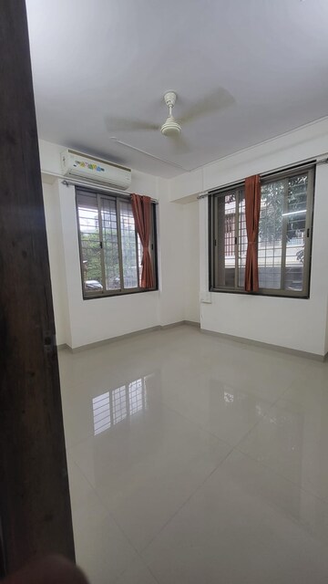Room in 2 BHK Apartment at Royal Orchid Mohan Nagar, Baner – for Rent
