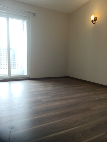Room in 4 BHK Apartment at 3C Lotus Panache, Sector 110 – for Rent
