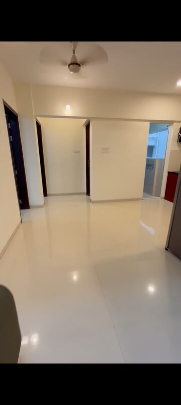 Room in 2 BHK Apartment at Rohan Mithila, Viman Nagar – for Rent
