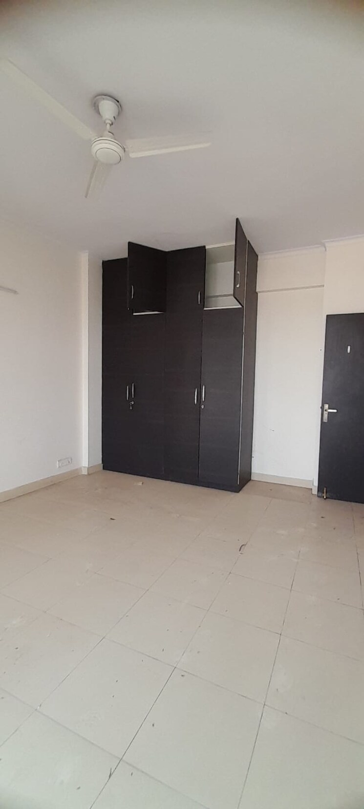 Room, ardee-city-palm-grove-heights 3 Bedroom 2350 Sq.Ft. Apartment In Sector 52 Gurgaon 9026816