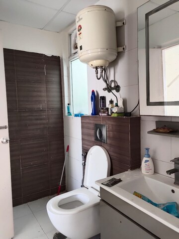 Bathroom in 2.5 BHK Builder Floor at Orchid Island, Sector 51 – for Rent