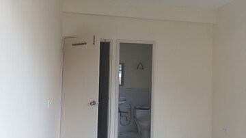 2 BHK Apartment For Rent in Pyramid Urban Homes 2, Sector 86