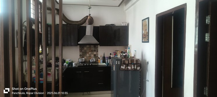 Kitchen, ambala highway 3 Bedroom 1100 Sq.Ft. Builder Floor In Ambala Highway Zirakpur 9026831