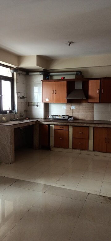Kitchen in 4 BHK Apartment at Arzoo Apartment, Sector 51 – for Rent