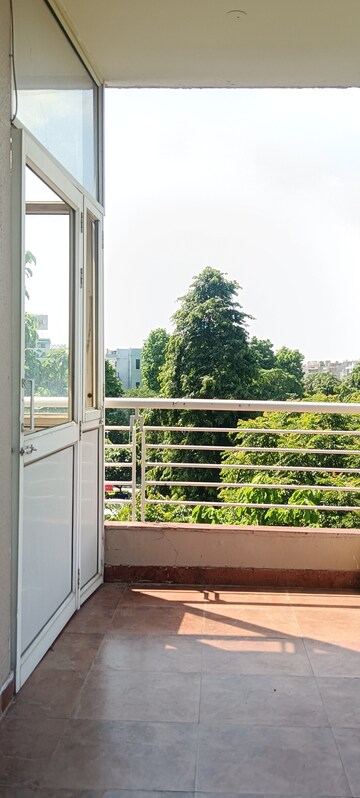 Balcony in 3.5 BHK Apartment at Shiv Shankar Society, Sector 51 – for Rent