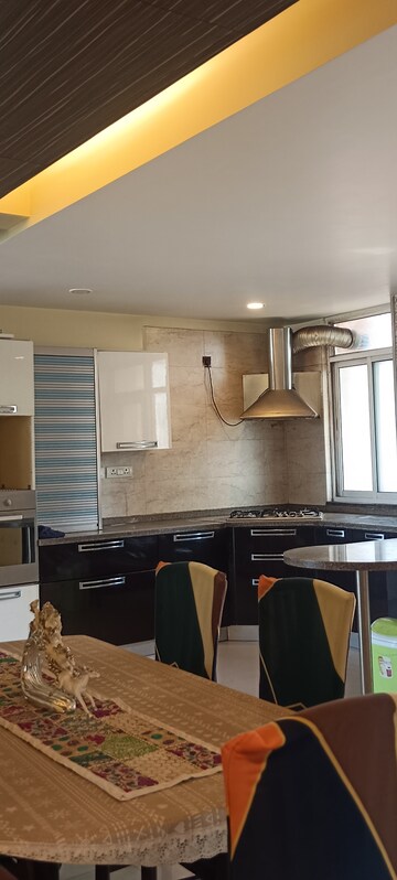 Kitchen in 3.5 BHK Apartment at Shiv Shankar Society, Sector 51 – for Rent