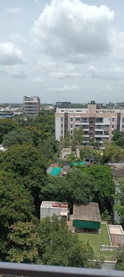 2 BHK Apartment For Sale in D And T Rajkamal Park CHS