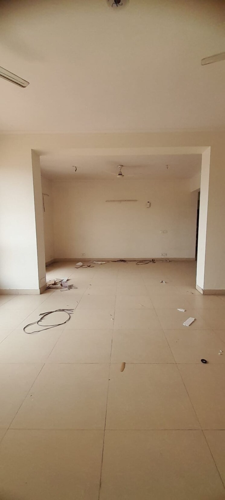 Room, pioneer-park-phase-1 2 Bedroom 1200 Sq.Ft. Apartment In Sector 61 Gurgaon 9026859