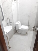 1 Rk  291 Sq.Ft. Builder Floor in SS 100