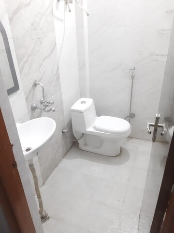 1 RK Builder Floor For Rent in SS 100, Sector 49