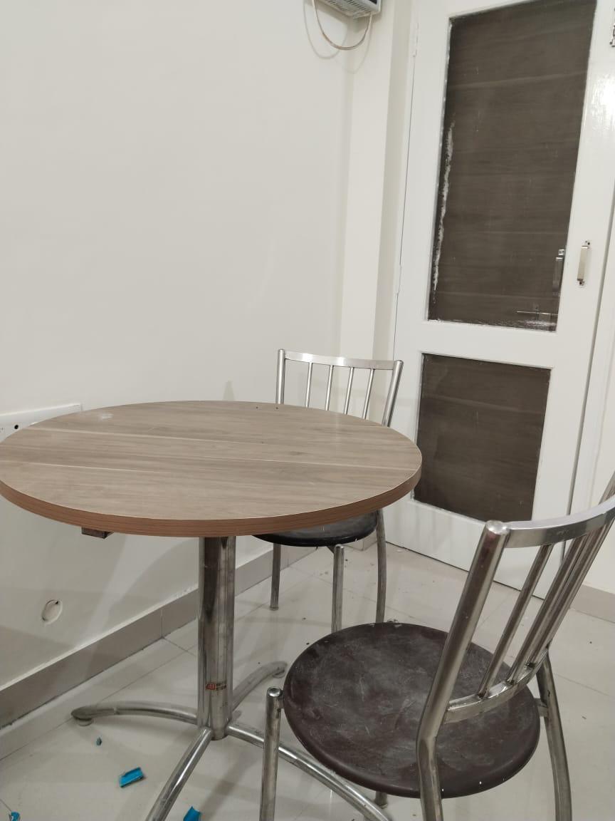 1 RkBuilder Floor For Rent in Unitech Arcadia