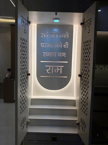 Bathroom in 2 BHK Apartment at Signature Orchard Avenue 2, Sector 93 – for Rent